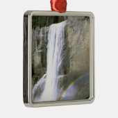 USA, Kalifornien, Yosemite National Park. Vernein Silbernes Ornament (Rechts)