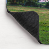 USA, Lexington, Kentucky. Einzelpferd bei Sonnenun Mousepad (Ecke)