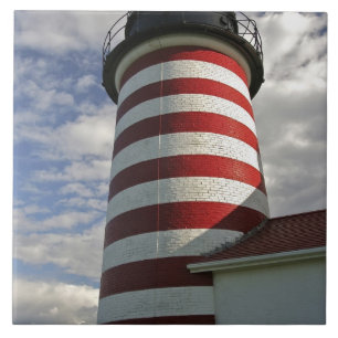 USA, Maine, Lubec. West Quoddy Head Leuchtturm Fliese