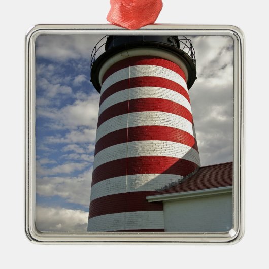 USA, Maine, Lubec. West Quoddy Head LIghthouse Silbernes Ornament (Vorne)