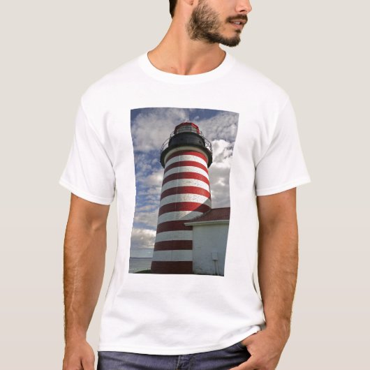 USA, Maine, Lubec. West Quoddy Head LIghthouse T-Shirt (Vorderseite)