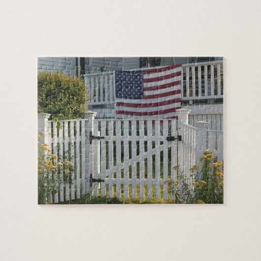 USA, Massachusettes, Gloucester: Patriotischer Puzzle (Horizontal)