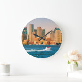 USA, Massachusetts. Boston Waterfront Panorama Große Wanduhr (Zuhause)