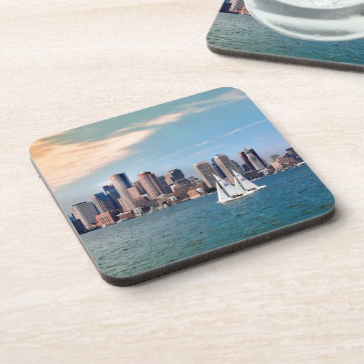 USA, Massachusetts. Boston Waterfront Skyline 3 Getränkeuntersetzer (Linke Seite)