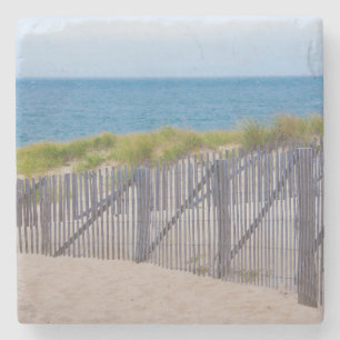 USA, Massachusetts. Dünen und Pfad Steinuntersetzer