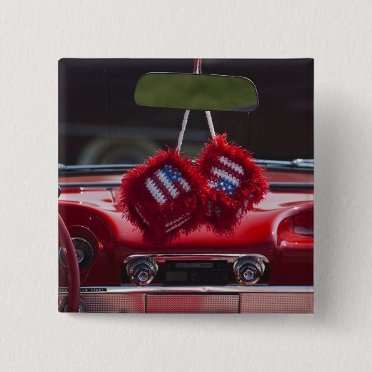 USA, Massachusetts, Gloucester. Flockige Würfel Button (Vorderseite)