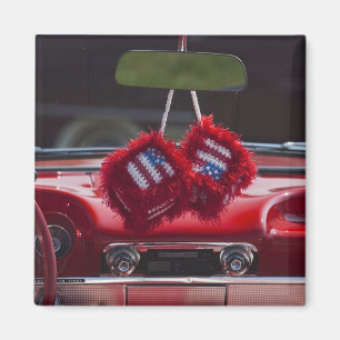 USA, Massachusetts, Gloucester. Fuzzy Würfel mit Magnet
