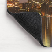 USA, Massachusetts, Skyline von Boston bei Abenddä Mousepad (Ecke)