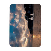 USA, Massachusetts. Sunset Sailing Magnet (Vertikal)