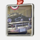 USA, Michigan, Dearborn: Das Henry Ford-Museum, 2 Silbernes Ornament (Links)