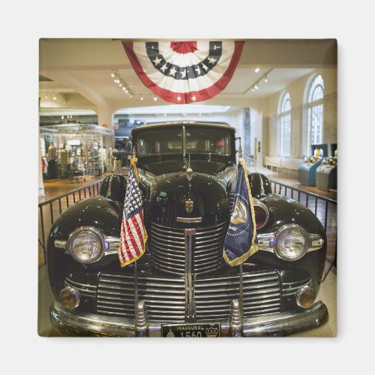 USA, Michigan, Dearborn: The Henry Ford Museum, Magnet (Vorne)