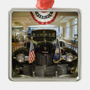 USA, Michigan, Dearborn: The Henry Ford Museum, Ornament Aus Metall