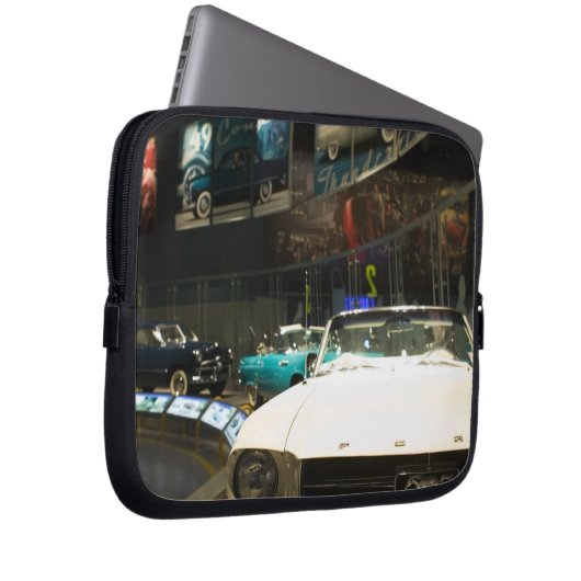 USA, Michigan, Detroit: Ford-Rouge-Fabrik-Ausflug, Laptopschutzhülle (Vorne Rechts)