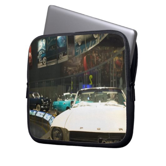 USA, Michigan, Detroit: Ford-Rouge-Fabrik-Ausflug, Laptopschutzhülle (Vorderseite Links)