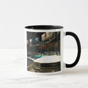 USA, Michigan, Detroit: Ford Rouge Factory Tour, Tasse