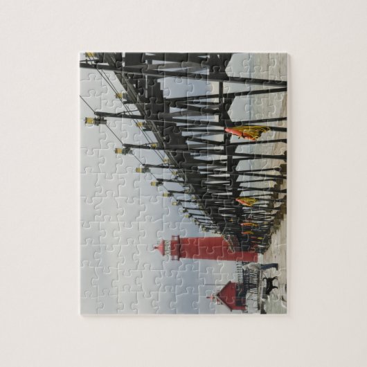 USA, Michigan, Lake Michigan Shore, Grand Haven: Puzzle (Vertikal)