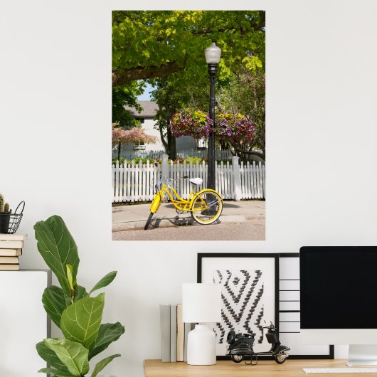 USA, Michigan, Mackinac Island. Gelbes Bike Poster (Heimbüro)