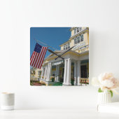 USA, Michigan, Mackinac Island Quadratische Wanduhr (Zuhause)