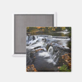 USA, Michigan, Oberhalbinsel. Bond Falls und Magnet (Vorderseite/Rückseite)