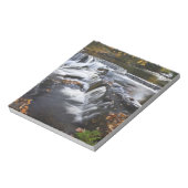 USA, Michigan, Oberhalbinsel. Bond Falls und Notizblock (Rotiert)