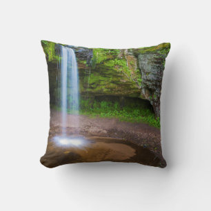 USA, Michigan. Scott's Falls in Obermichigan Kissen