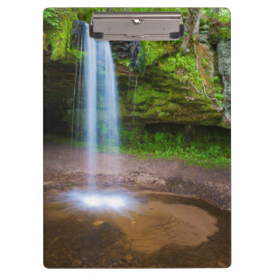 USA, Michigan. Scott's Falls in Obermichigan Klemmbrett