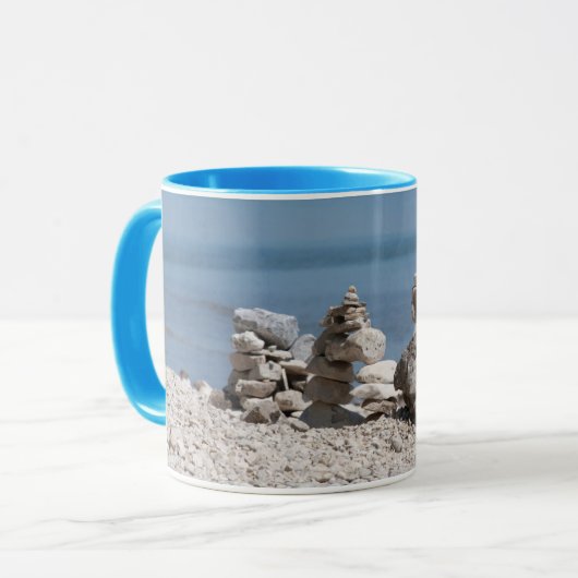 USA, Michigan. Steinfürme am Strand Tasse (Vorderseite Links)