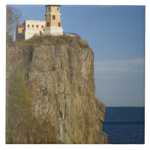 USA, Minnesota.  Split Rock Lighthouse am See Fliese