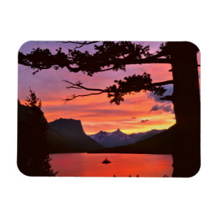 USA, Montana, Glacier National Park. Horizontal Magnet