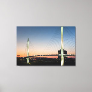 USA, Nebraska, Omaha, Bob Kerrey Fußgängerbrücke Leinwanddruck