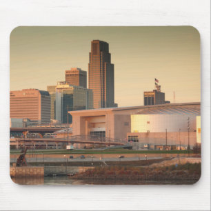 USA, Nebraska, Omaha, Skyline Mousepad