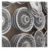 USA, New Mexico, Prewitt: Auto Hubcaps / Rt.66 Fliese (Vorderseite)