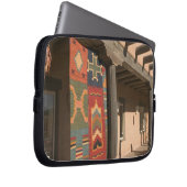 USA, New Mexico, Taos: Navaho Rug Gallery Kit Laptopschutzhülle (Vorne Rechts)