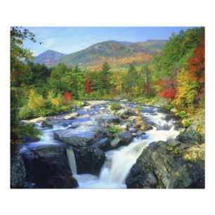 USA, New York. Ein Wasserfall in den Adirondack Fotodruck