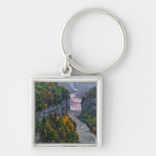USA, New York, Letchworth State Park. Fluss und Schlüsselanhänger