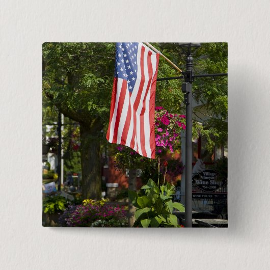 USA, New York, Lewiston. Amerikanische Flagge Button (Vorderseite)