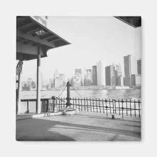 USA, NEW YORK: New York City Lower Manhattan Magnet