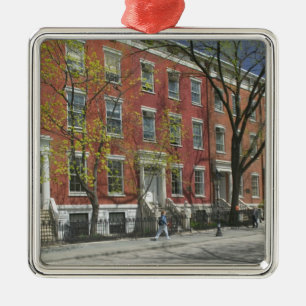 USA, New York, New York City, Manhattan:25 Silbernes Ornament