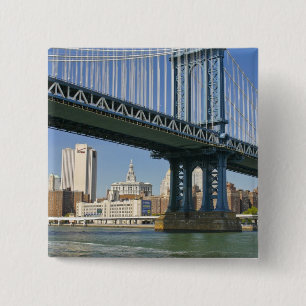 USA, New York, New York City. Manhattan Bridge Button