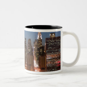 USA, New York, New York City, Manhattan: Luftwaffe Zweifarbige Tasse