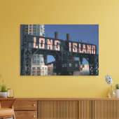 USA, New York, New York City, Queens: Long Leinwanddruck (Insitu (Wohnzimmer))