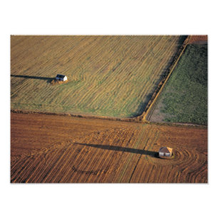 USA, North Dakota, Washburn. Spätes Licht wirft Fotodruck