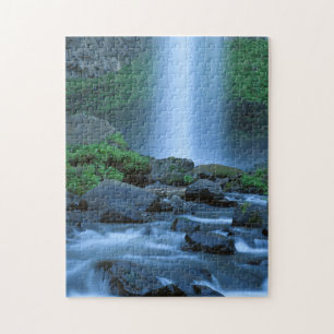 USA, Oregon, Columbia Gorge, Latourell Falls Puzzle
