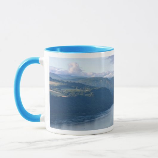 USA, Oregon, Columbia River Gorge, Vista House Tasse (Links)