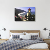 USA, Oregon, Florenz. Heceta Head Lighthouse Leinwanddruck (Insitu (Schlafzimmer))