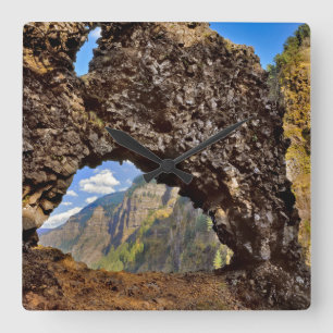 USA, Oregon. Rock Of Ages Arch im Columbia River Quadratische Wanduhr