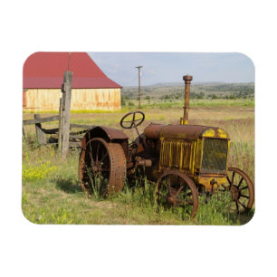USA, Oregon, Shaniko. Vintage Zugmaschine in robus Magnet