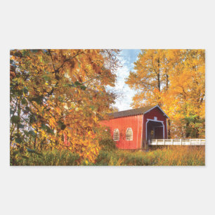USA, Oregon. Shimanek Covered Bridge am Morgen Rechteckiger Aufkleber
