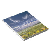 USA, Oregon, Steens Mountain. Frühjahrsexplosionen Notizblock (angewinkelt)