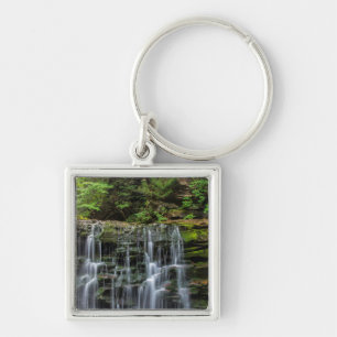 USA, Pennsylvania, Benton. Wasserfall in Ricketts Schlüsselanhänger